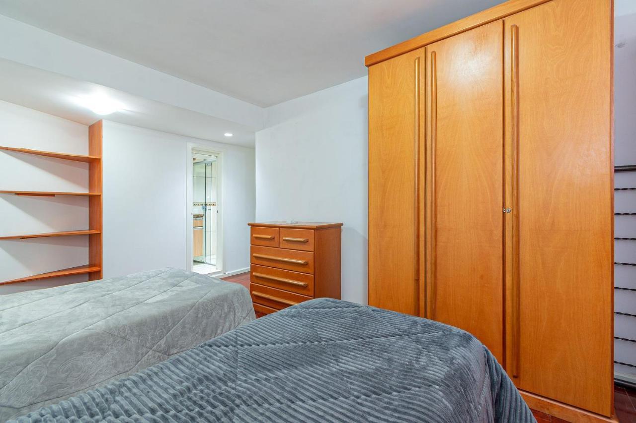 Amplo Apartamento Ao Lado Da Rua Coberta 格拉玛多 外观 照片