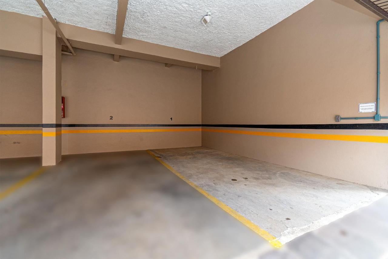 Amplo Apartamento Ao Lado Da Rua Coberta 格拉玛多 外观 照片